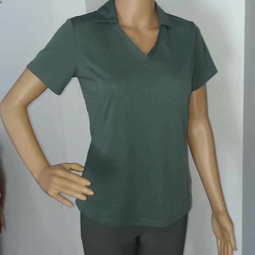 NWT Lady Hagen Golf Shirt